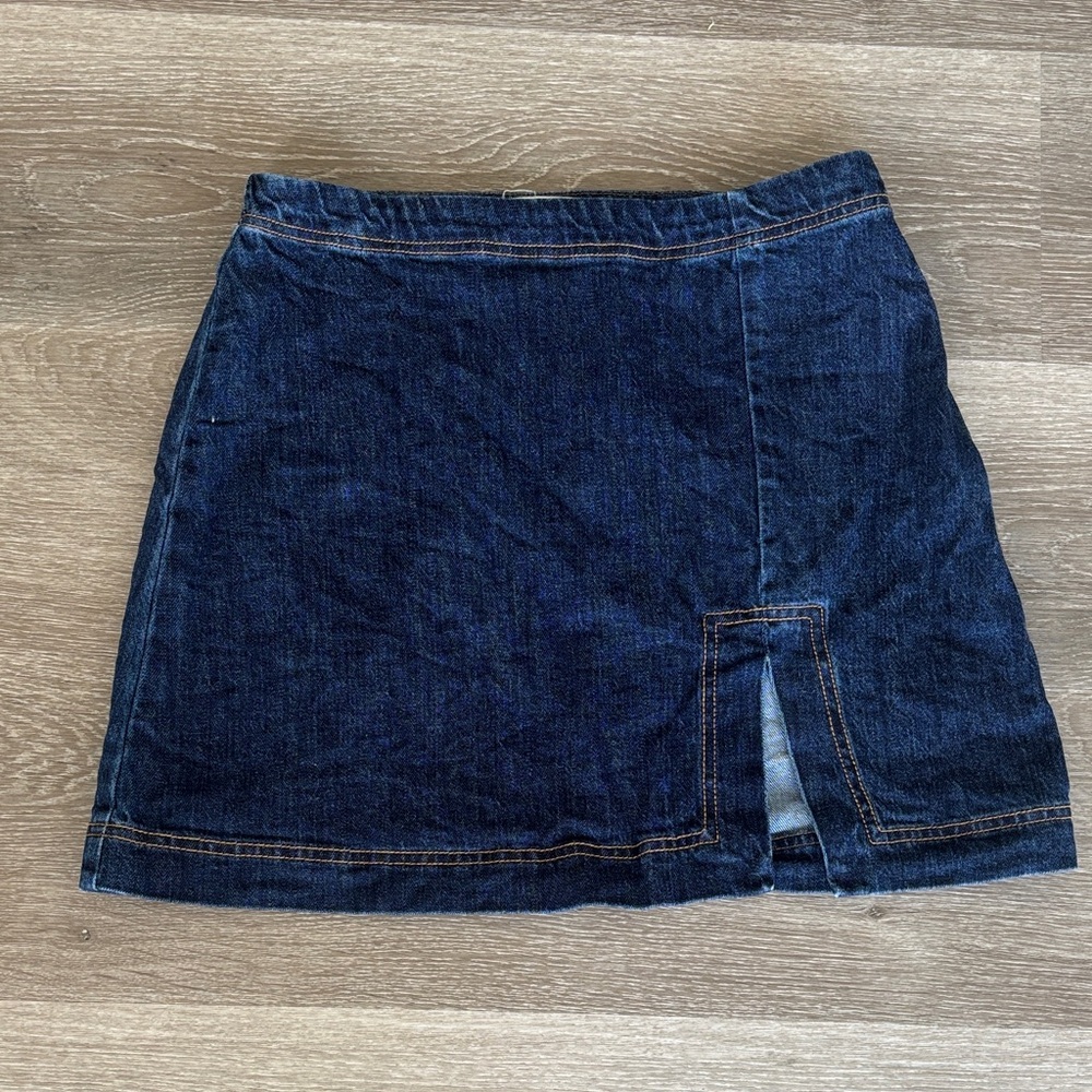 Anthropologie Pilcro Dark Blue Denim Mini Skirt with Front Slit worn once